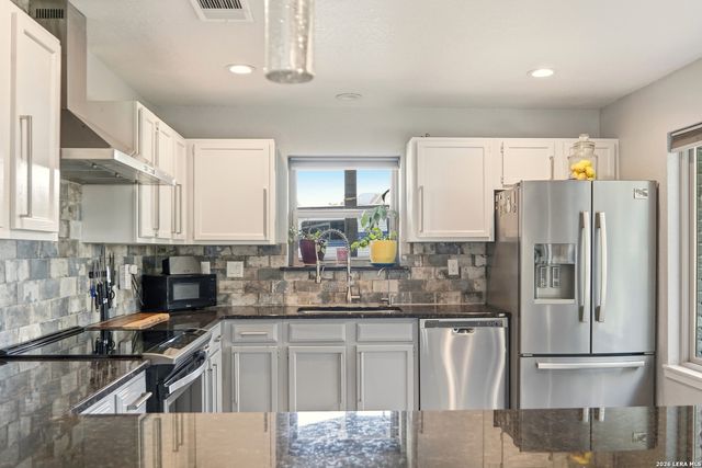 28515 Saxet, Boerne, TX 78006