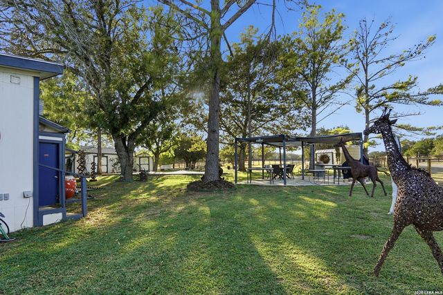 28515 Saxet, Boerne, TX 78006