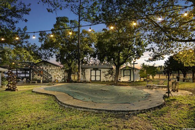 28515 Saxet, Boerne, TX 78006