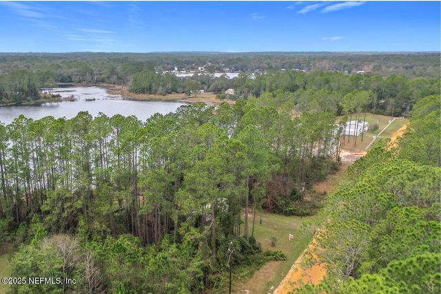 133 MULLIS Avenue, Interlachen, FL 32148