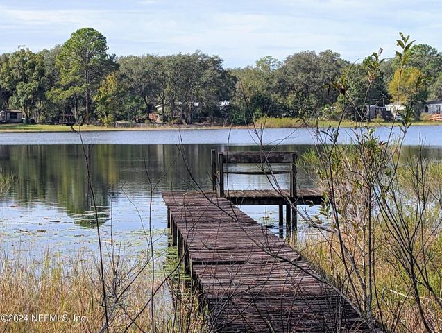 133 MULLIS Avenue, Interlachen, FL 32148