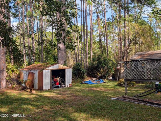 133 MULLIS Avenue, Interlachen, FL 32148