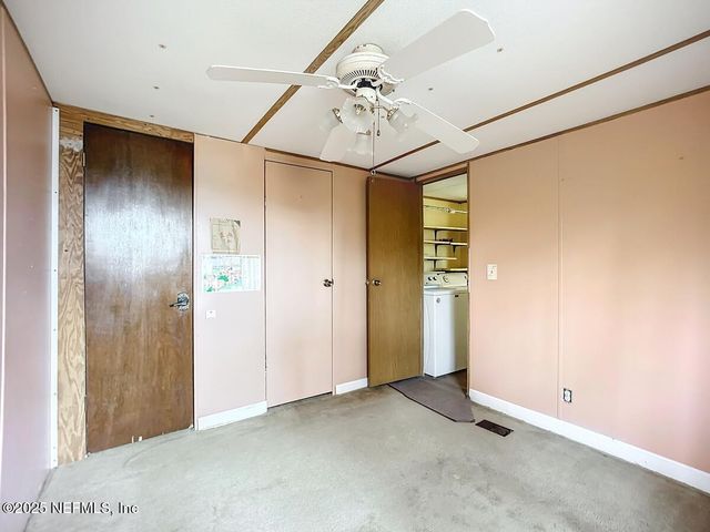 133 MULLIS Avenue, Interlachen, FL 32148