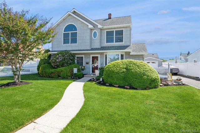 49 Harness Lane, Levittown, NY 11756