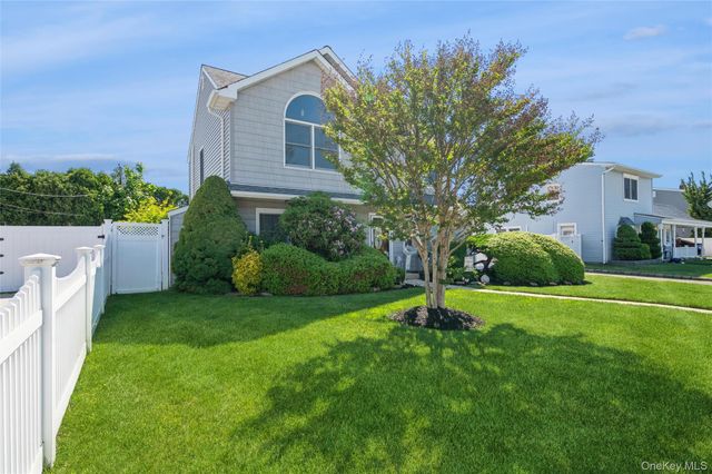 49 Harness Lane, Levittown, NY 11756