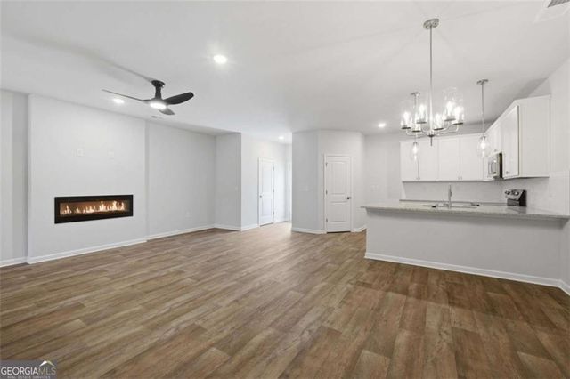 3650 PARKWAY JAMES Drive, Snellville, GA 30039