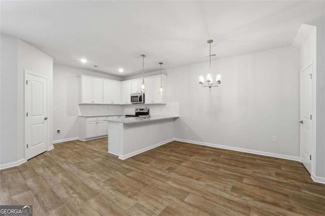 3650 PARKWAY JAMES Drive, Snellville, GA 30039