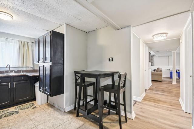 941 W Army Trail Boulevard, Addison, IL 60101