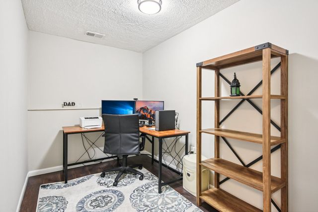 941 W Army Trail Boulevard, Addison, IL 60101