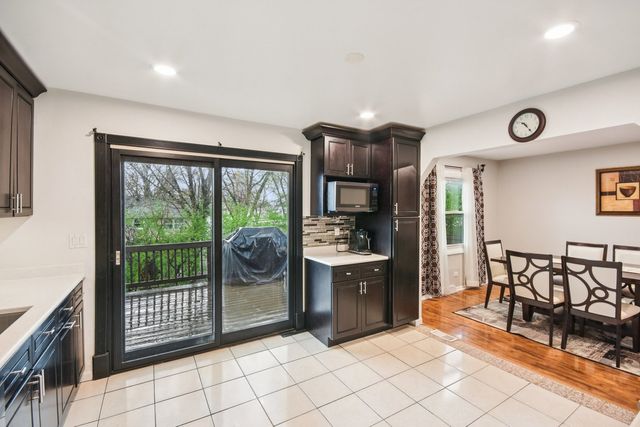 941 W Army Trail Boulevard, Addison, IL 60101