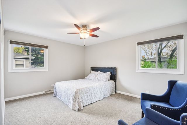 941 W Army Trail Boulevard, Addison, IL 60101