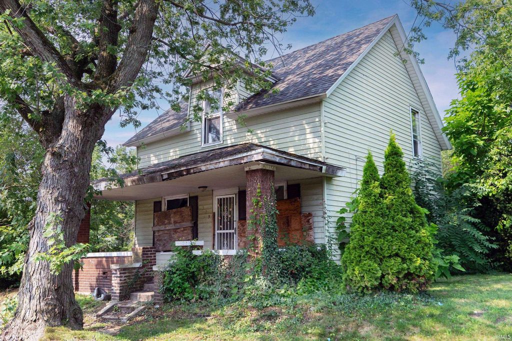 529 Euclid Avenue, South Bend, IN 46628