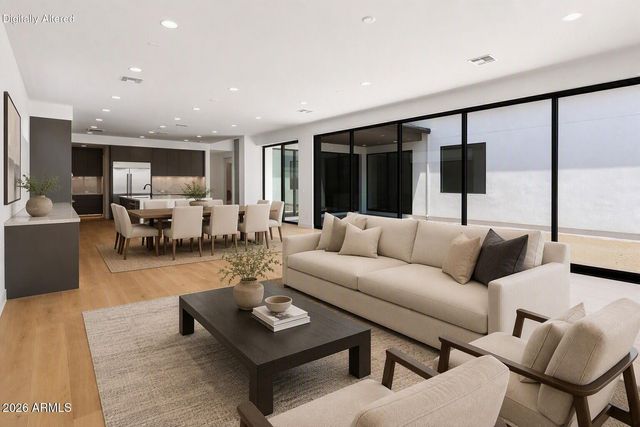 2421 E AQUARIUS Place, Chandler, AZ 85249
