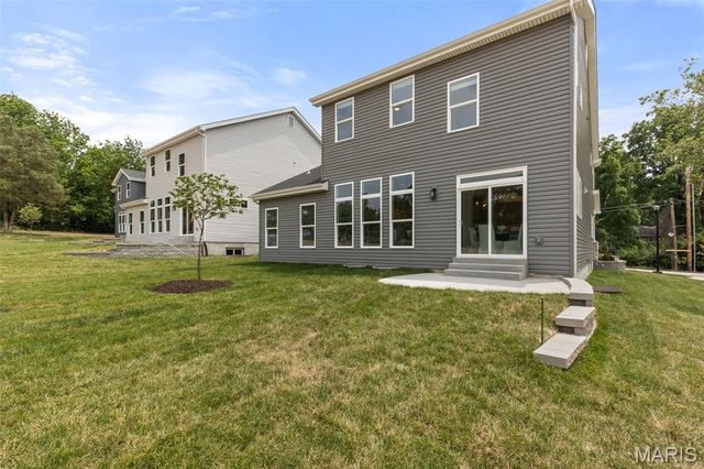 409 Spears Street, St Louis, MO 63127