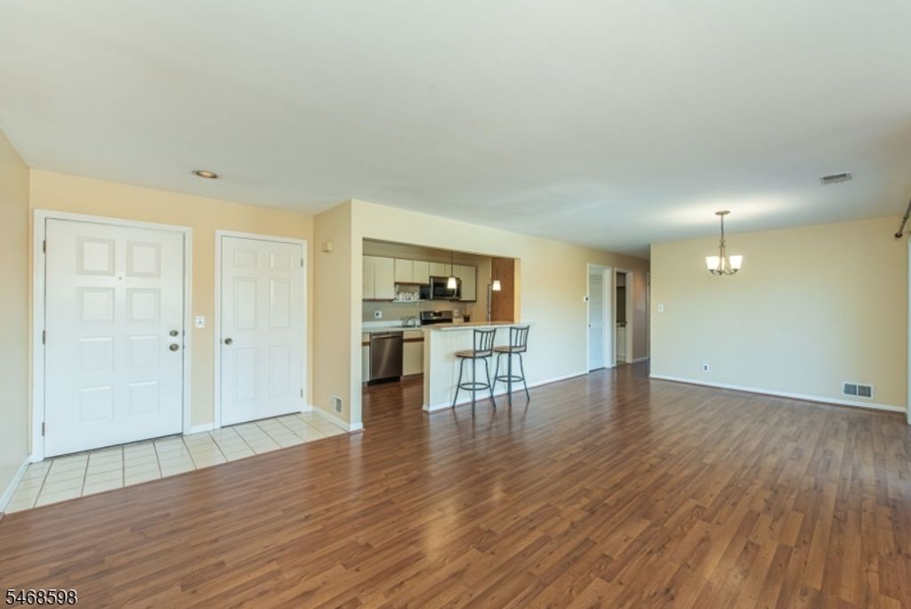 50 W Lindsley Road 53, Cedar Grove Twp., NJ 07009 — photo 3