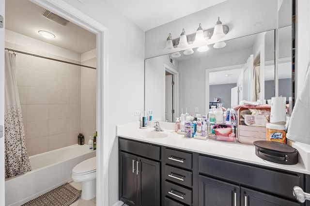 1526 E Arbor Lane, Arlington Heights, IL 60004
