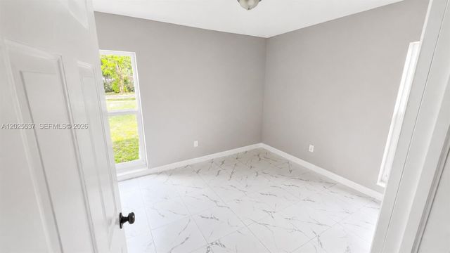 2954 NW 192nd Ter, Miami Gardens, FL 33056
