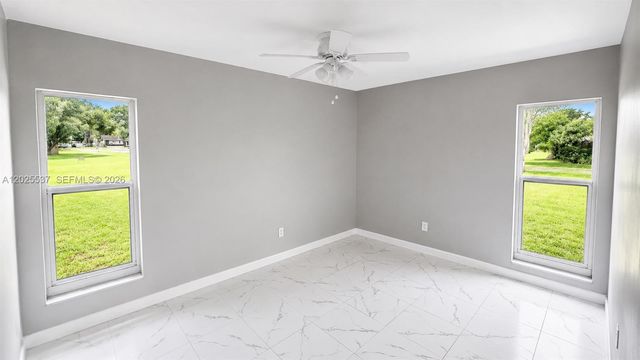 2954 NW 192nd Ter, Miami Gardens, FL 33056