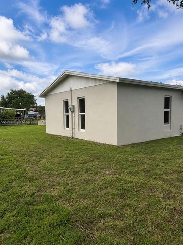 2954 NW 192nd Ter, Miami Gardens, FL 33056