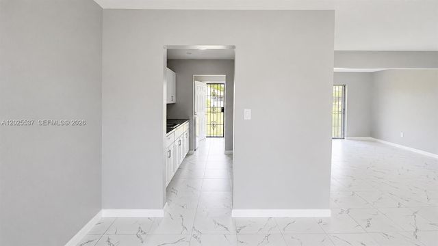 2954 NW 192nd Ter, Miami Gardens, FL 33056