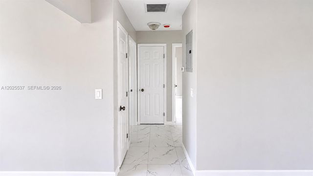 2954 NW 192nd Ter, Miami Gardens, FL 33056