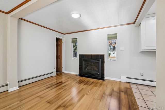 5 Haiti Lane, Coram, NY 11727