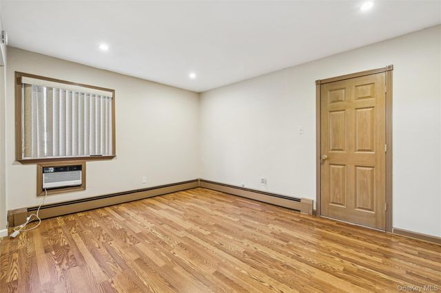 5 Haiti Lane, Coram, NY 11727