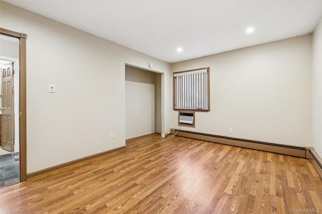 5 Haiti Lane, Coram, NY 11727