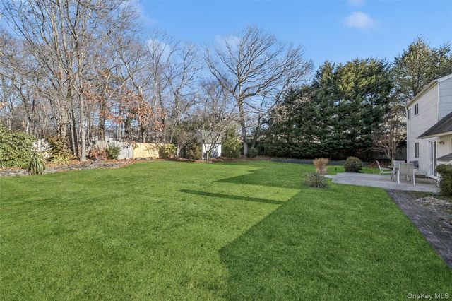 5 Haiti Lane, Coram, NY 11727