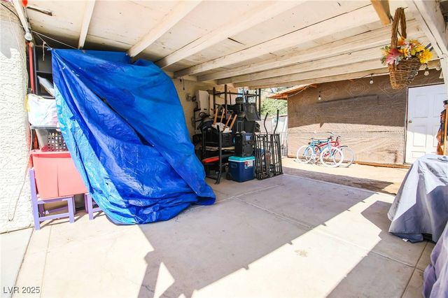 3726 Glow Drive, Las Vegas, NV 89115