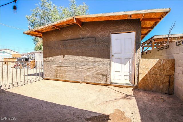 3726 Glow Drive, Las Vegas, NV 89115