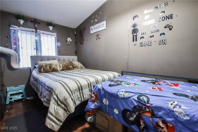 3726 Glow Drive, Las Vegas, NV 89115