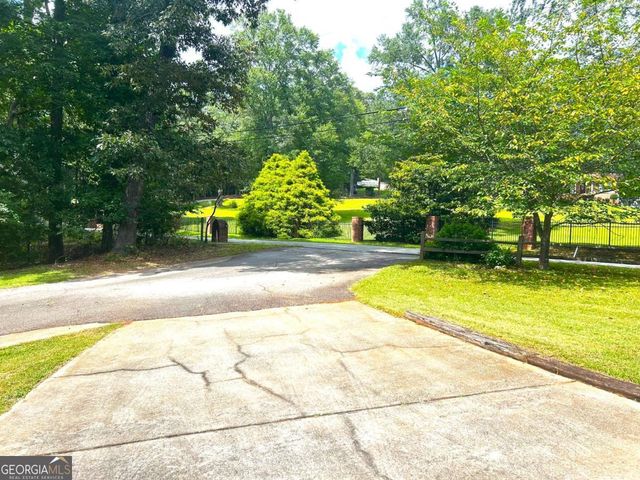 4893 Spanish Oak Road, Douglasville, GA 30135