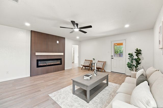 2835 PRESLEY MDW, San Antonio, TX 78222