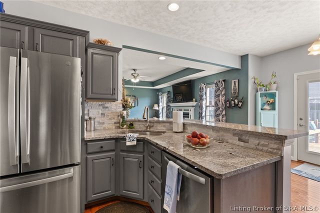 3817 Laurens Circle, New Albany, IN 47150