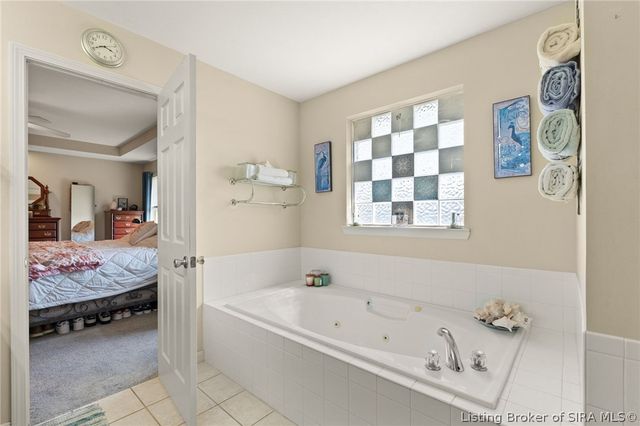 3817 Laurens Circle, New Albany, IN 47150