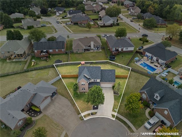3817 Laurens Circle, New Albany, IN 47150