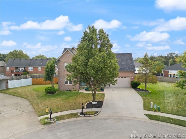 3817 Laurens Circle, New Albany, IN 47150
