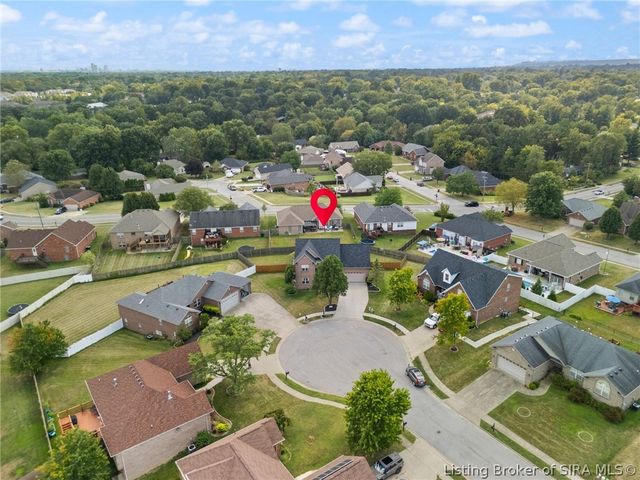 3817 Laurens Circle, New Albany, IN 47150