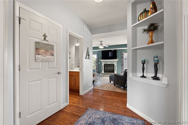 3817 Laurens Circle, New Albany, IN 47150