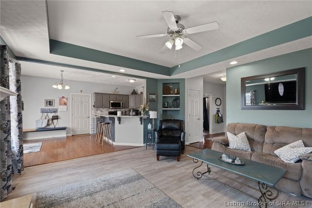 3817 Laurens Circle, New Albany, IN 47150