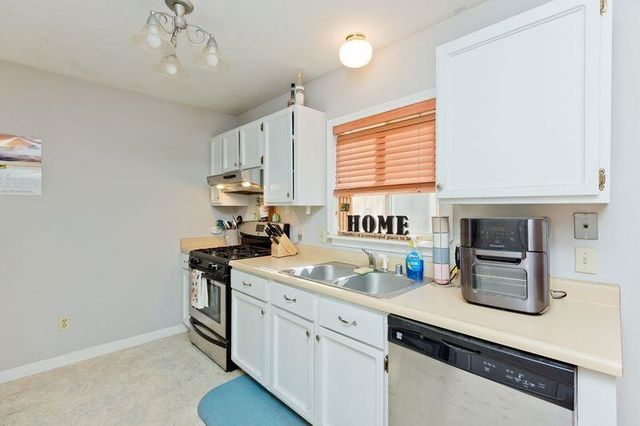 556 W Good Hope Circle C, Clifton, CO 81520