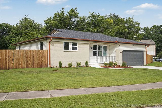 2158 S 104th East Avenue, Tulsa, OK 74129