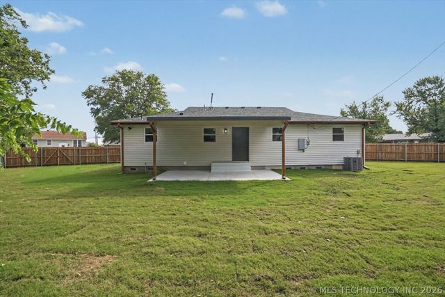 2158 S 104th East Avenue, Tulsa, OK 74129