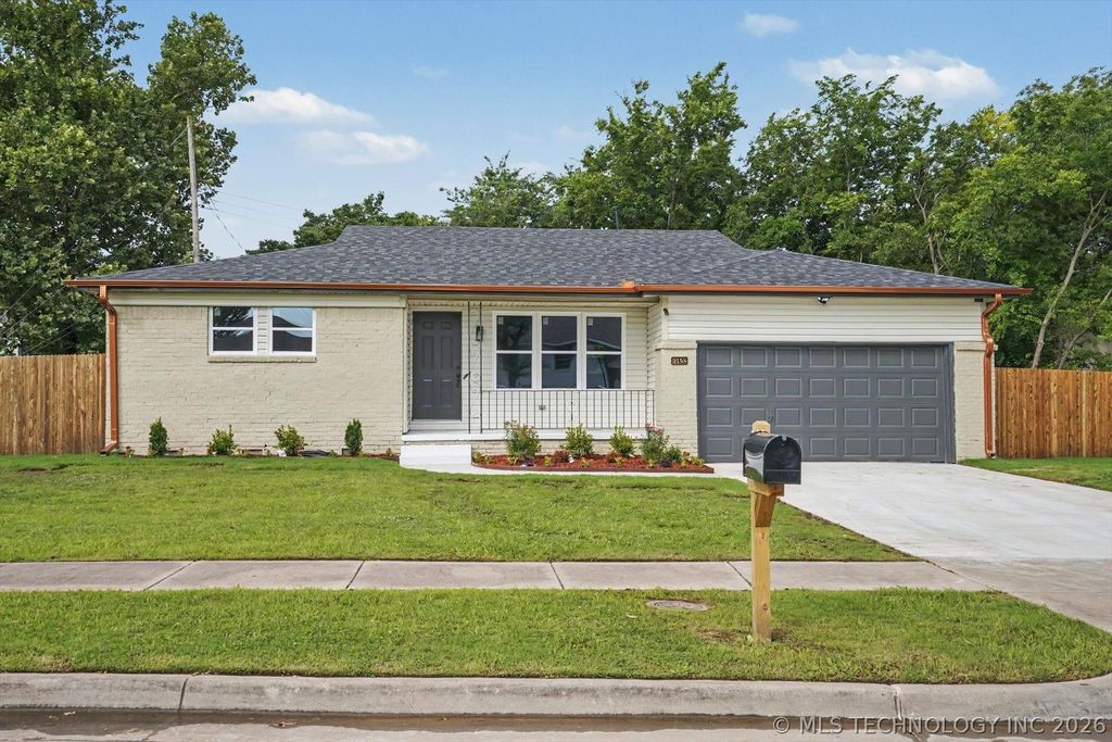 2158 S 104th East Avenue, Tulsa, OK 74129