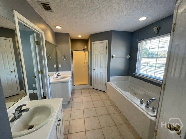 8 Olympic Court, Savannah, GA 31419