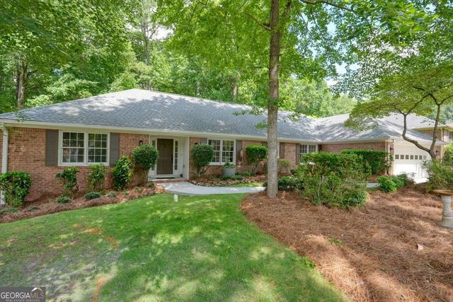 556 Lees Trace SW, Marietta, GA 30064