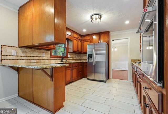 556 Lees Trace SW, Marietta, GA 30064