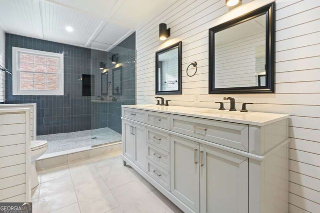 556 Lees Trace SW, Marietta, GA 30064