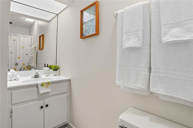 4 Bay Tree Court W, St Simons Island, GA 31522